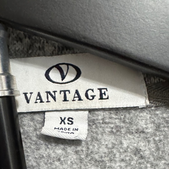 Gray UN Nevada Reno Wolfpack Full-Zip Sweatshirt - Picture 2 of 8